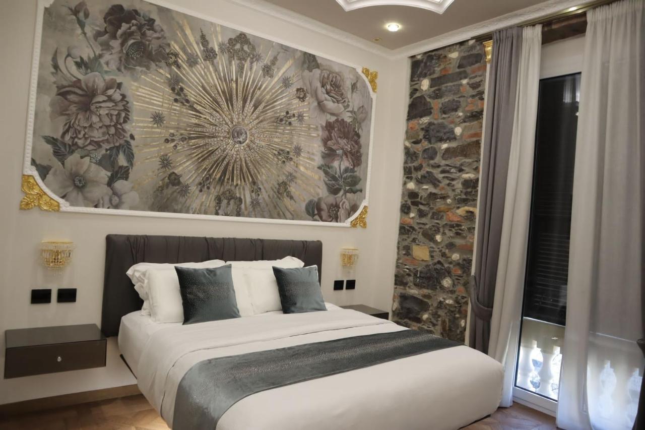 Queen Cattleya Suite Генуя Экстерьер фото