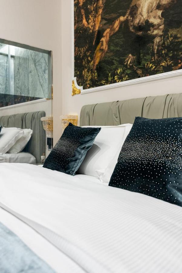 Queen Cattleya Suite Генуя Экстерьер фото